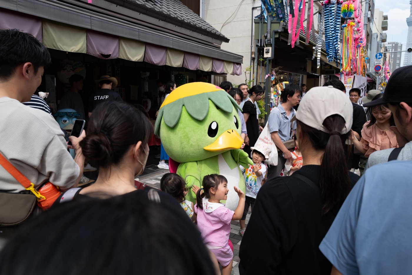 asakusa tokyos cultural core photo 4