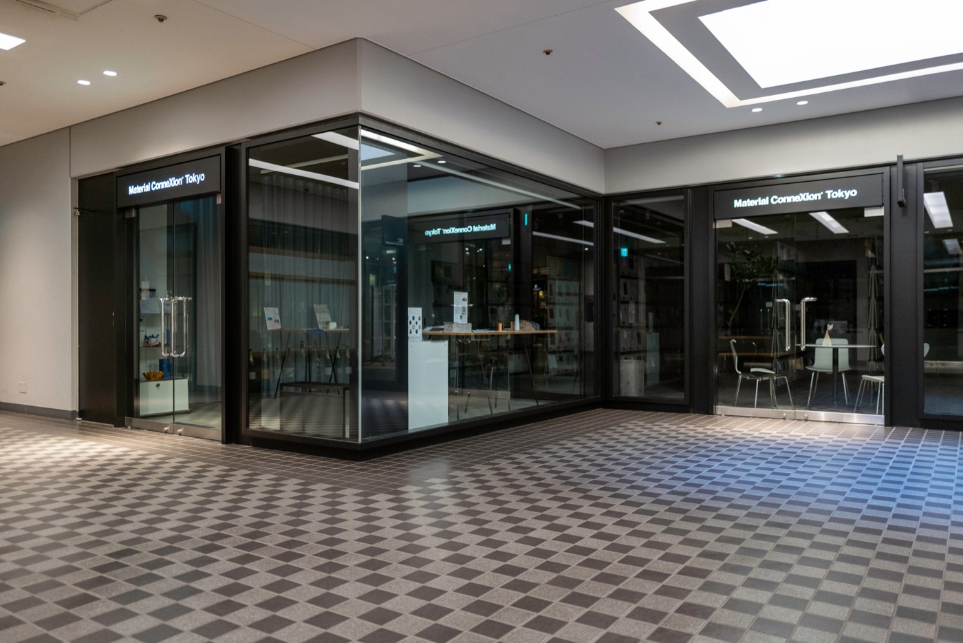 axis design center roppongis creative space photo 10