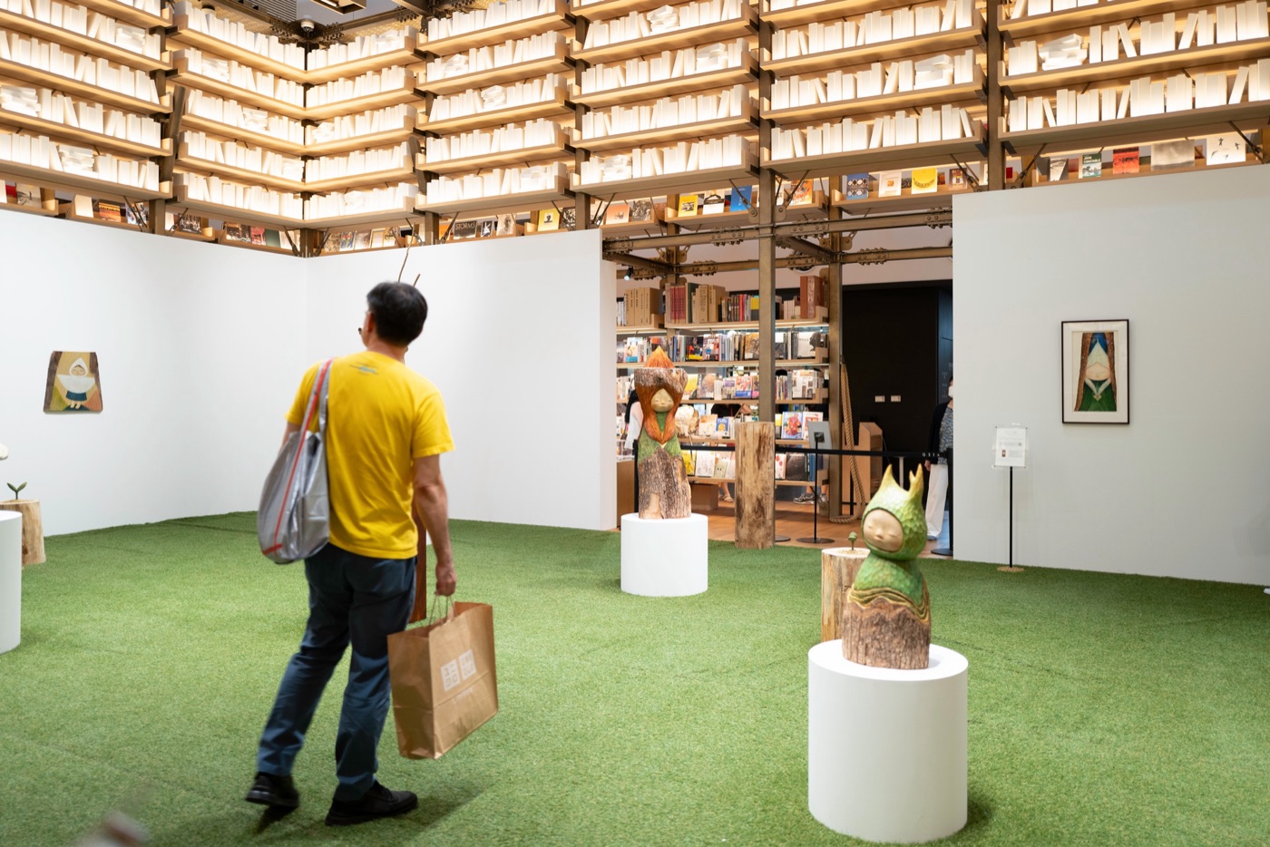 blue bottle coffee at ginza six tokyos coffee spot photo 2