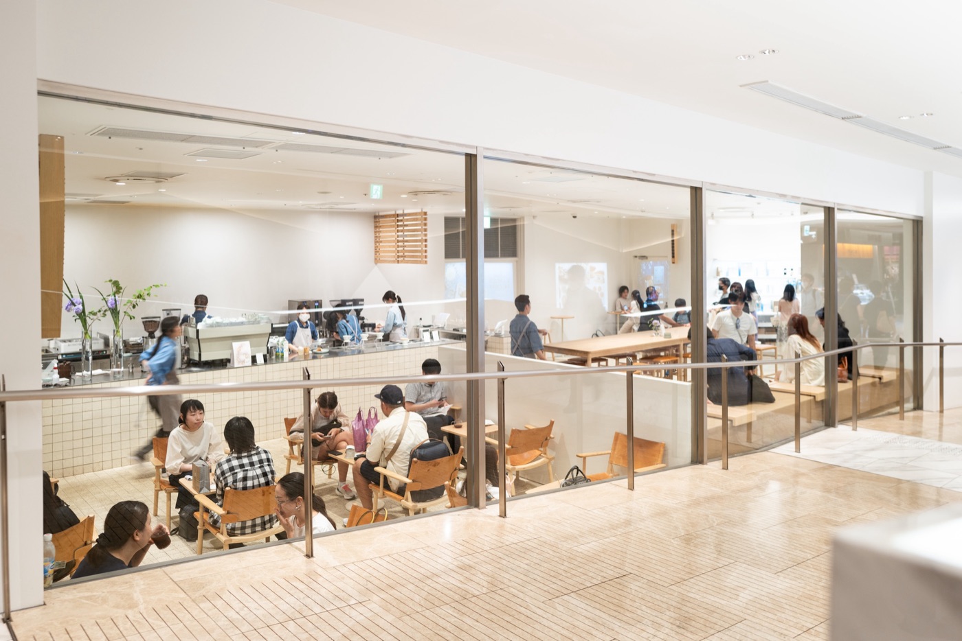 blue bottle coffee at ginza six tokyos coffee spot photo 15