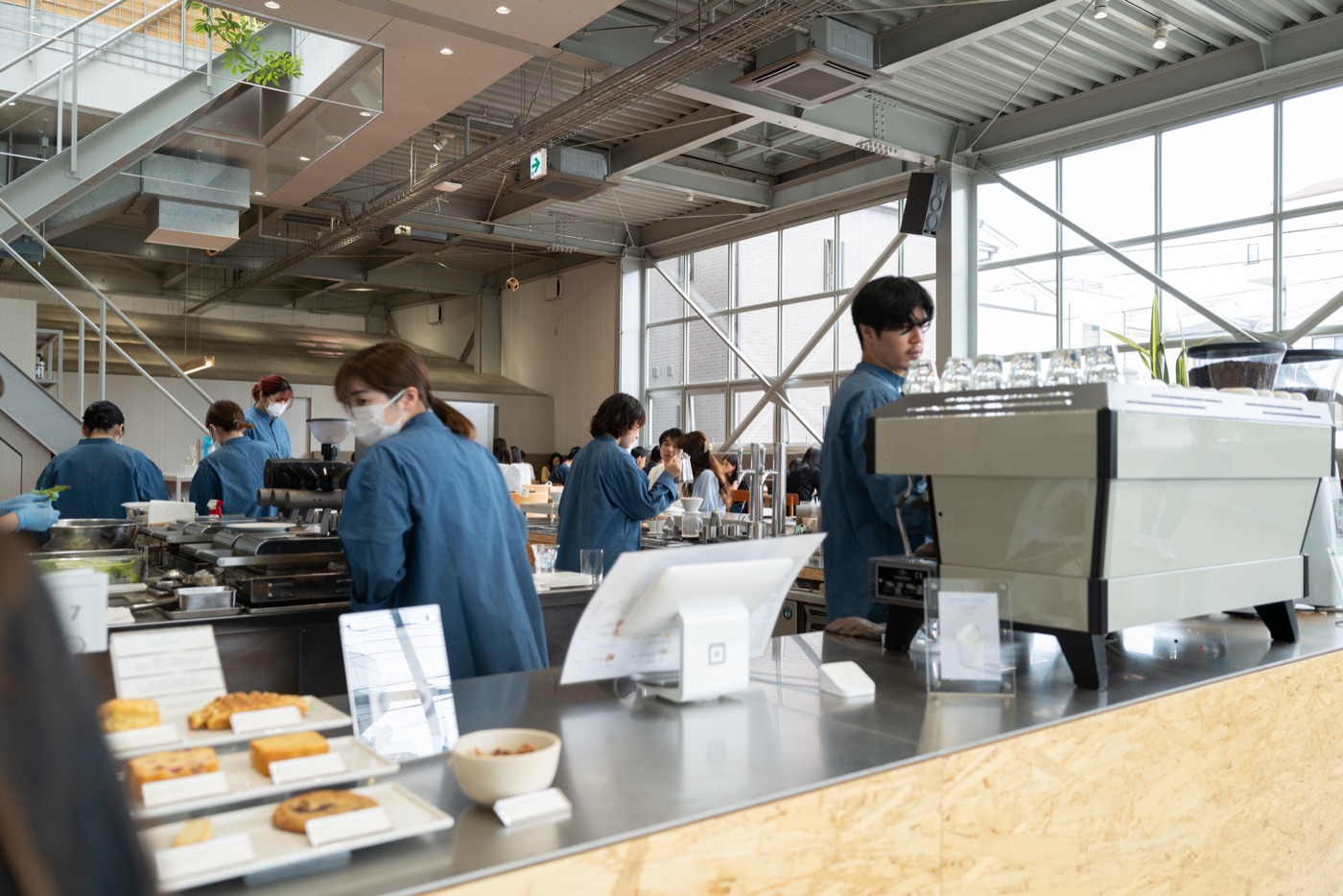 blue bottle coffee in kiyosumi shirakawa photo 2