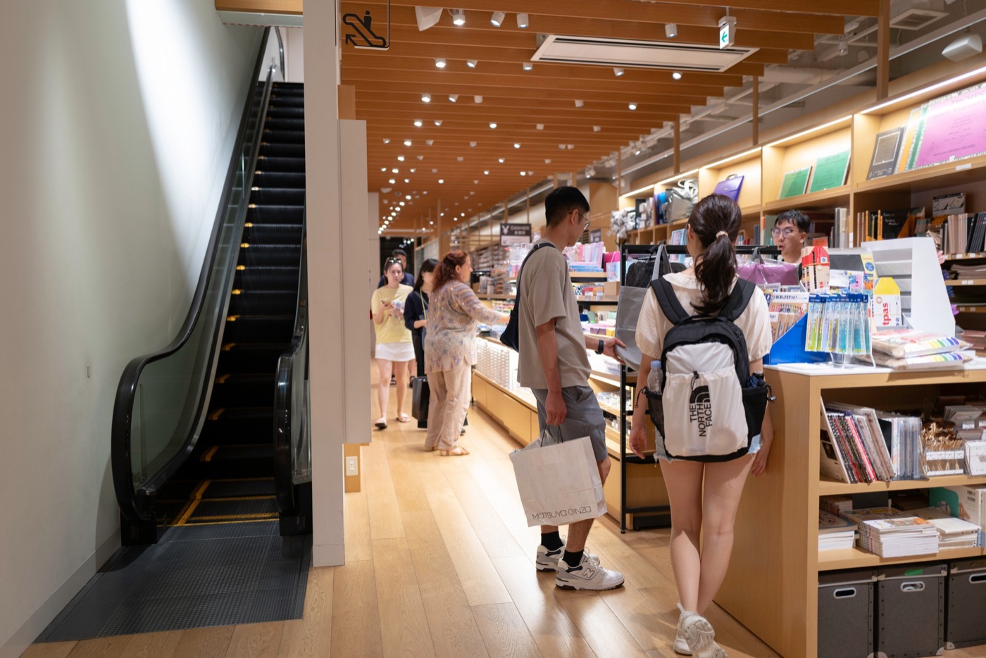 itoya ginzas creative stationery hub photo 19