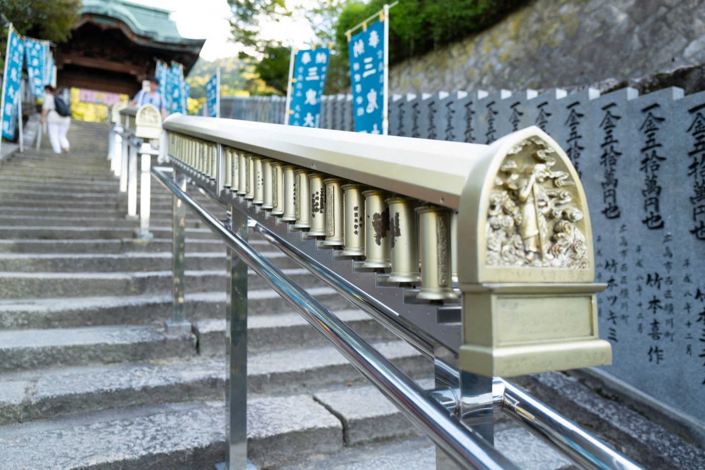 miyajima island the floating torii of hiroshima photo 16