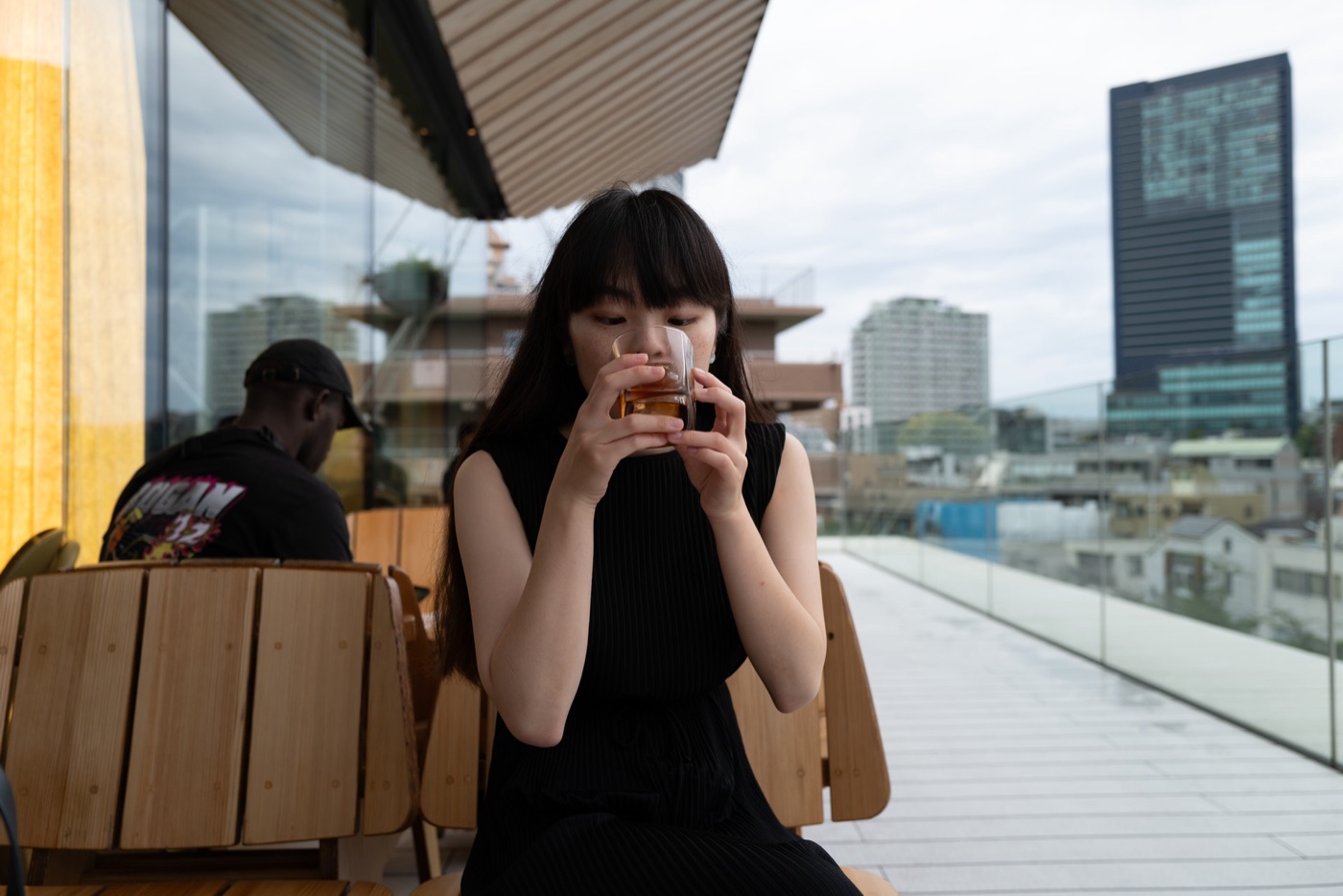 nakameguro riverside cafes and cherry blossoms photo 2