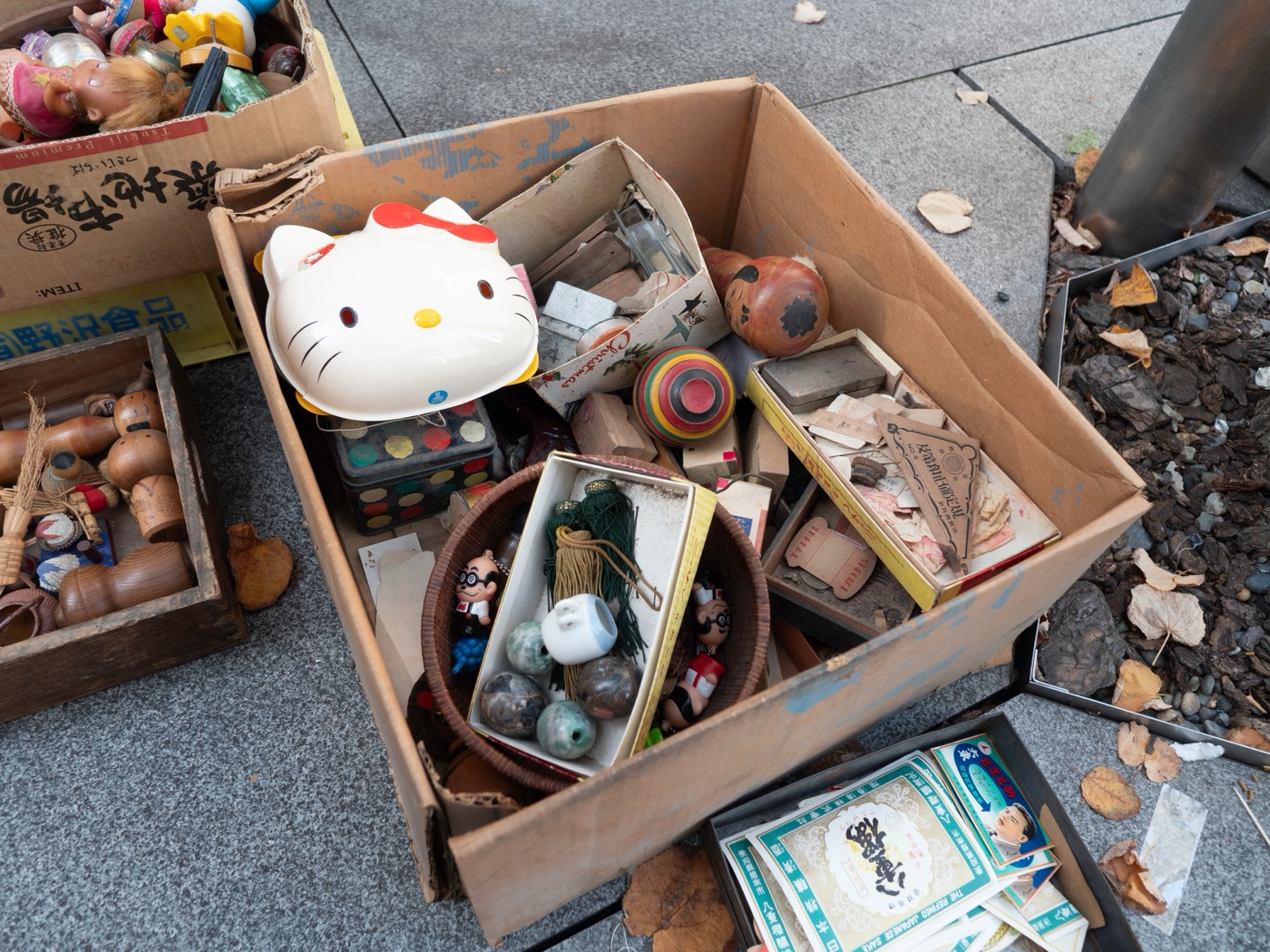 oedo antique market japans largest outdoor bazaar photo 1