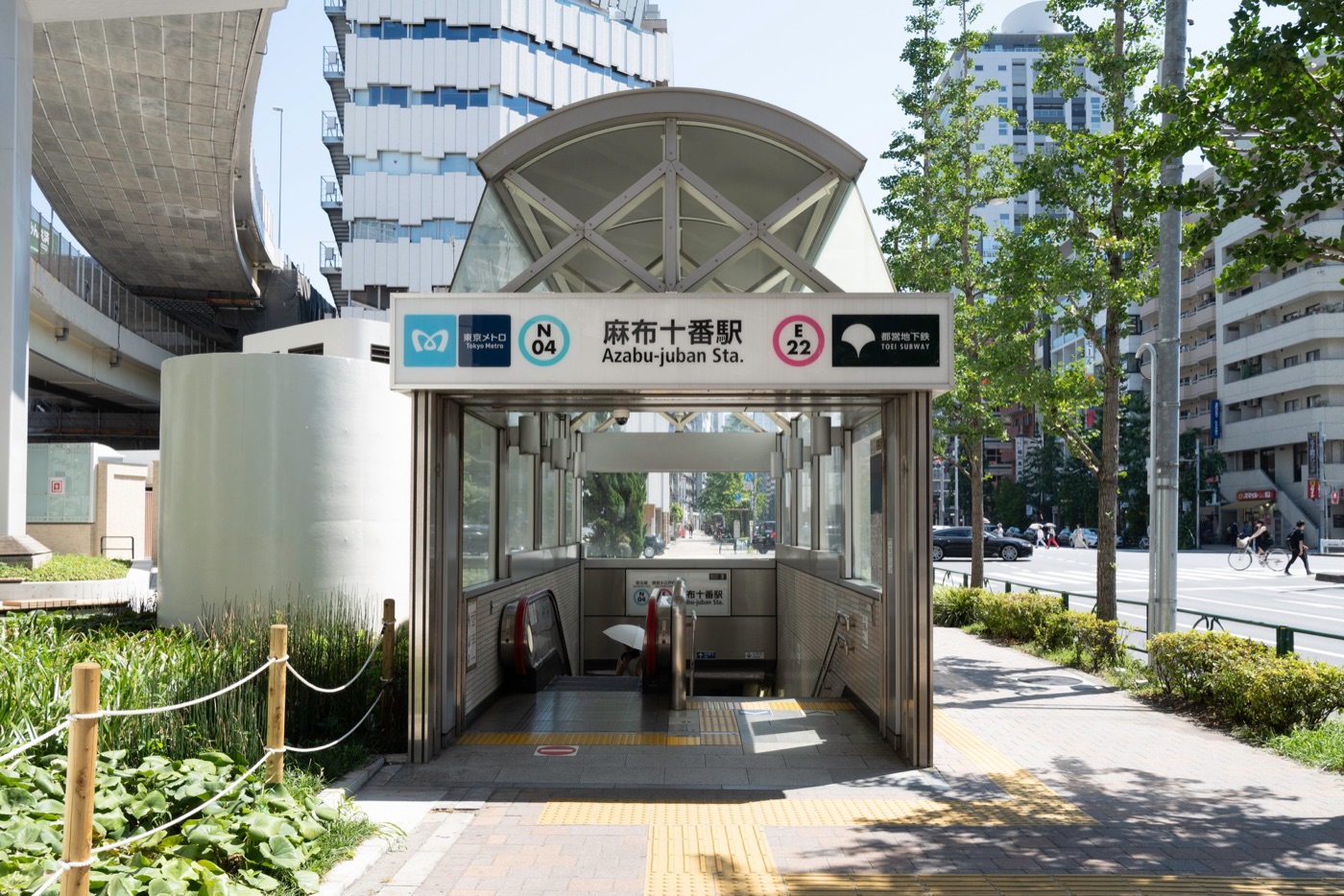 roppongi hills art views and upscale living photo 1