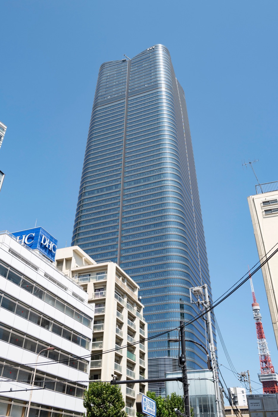 roppongi hills art views and upscale living photo 5