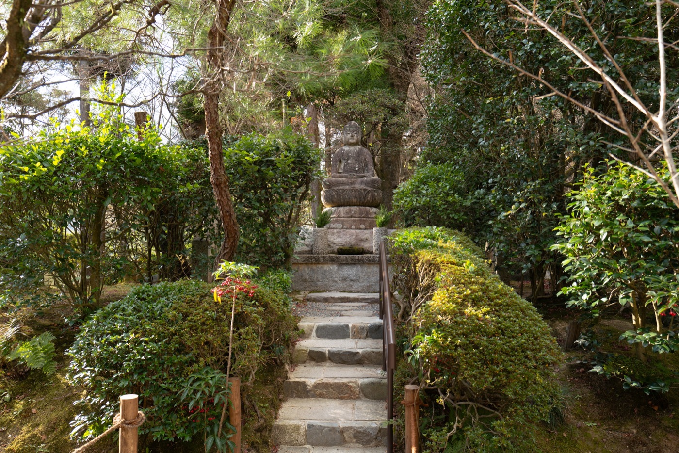 ryoan ji kyotos zen rock garden photo 4