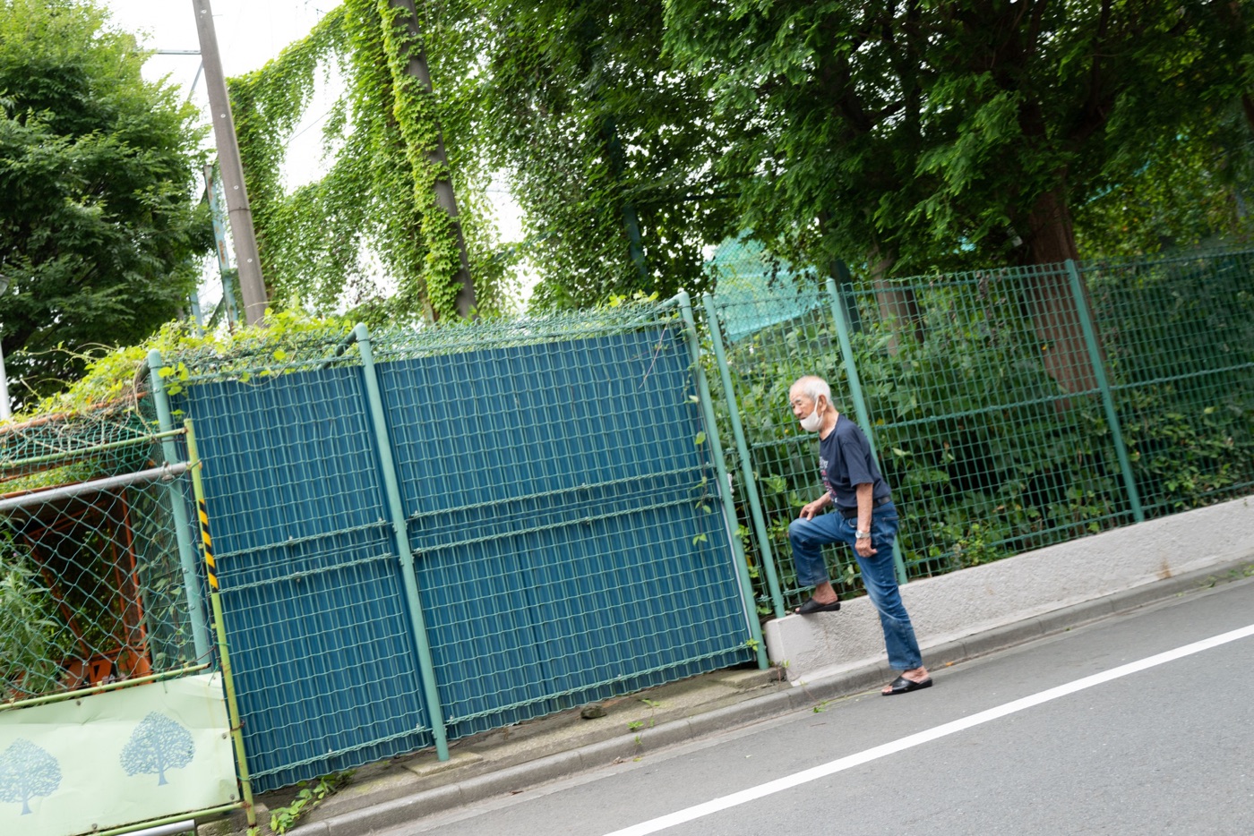 sanya tokyos forgotten neighborhood photo 10