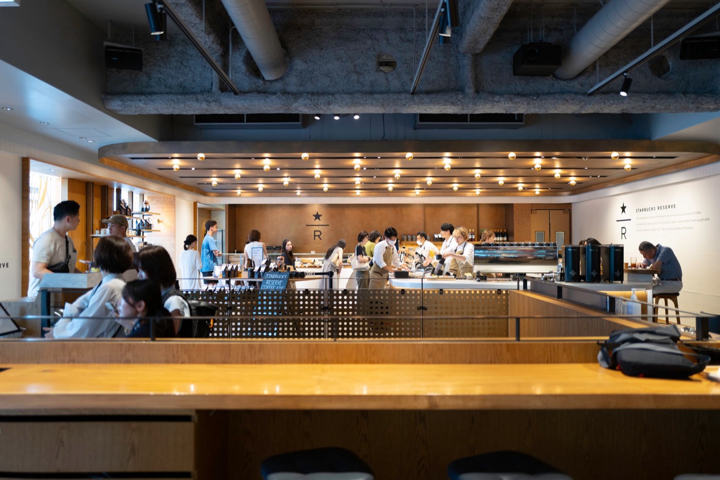 starbucks reserve ginza italian dining meets coffee culture photo 2
