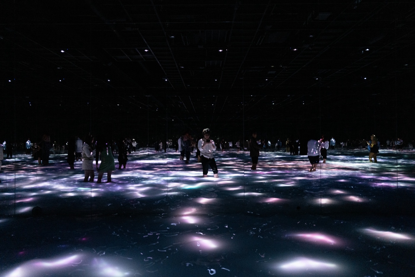 teamlab planets tokyos immersive art museum photo 9