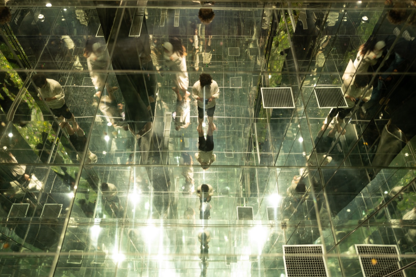 teamlab planets tokyos immersive art museum photo 17