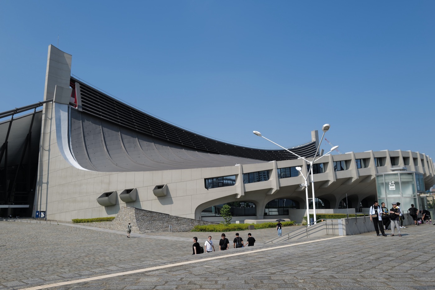 yoyogi national gymnasium tokyos architectural marvel photo 6